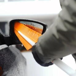 Fiskars SnowXpert Eiskratzer & Schneebürste -LECHUZA Verkaufs-Shop 0910200568 SnowXpert Eiskratzer und Schneebuerste 5 107875