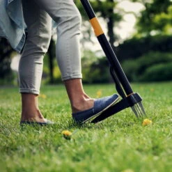 Fiskars Xact Unkrautstecher, Schwarz/orange, Länge 100 Cm -LECHUZA Verkaufs-Shop 0920100957 Xact Unkrautstecher 10 105481